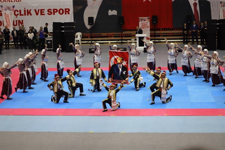 19 MAYIS ATATÜRK’Ü ANMA, GENÇLİK VE SPOR BAYRAMI’MIZI COŞKUYLA KUTLADIK