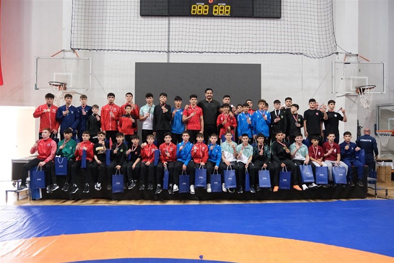 U15 GREKOROMEN GÜREŞ TÜRKİYE ŞAMPİYONASI’NDA BÜYÜK BAŞARI